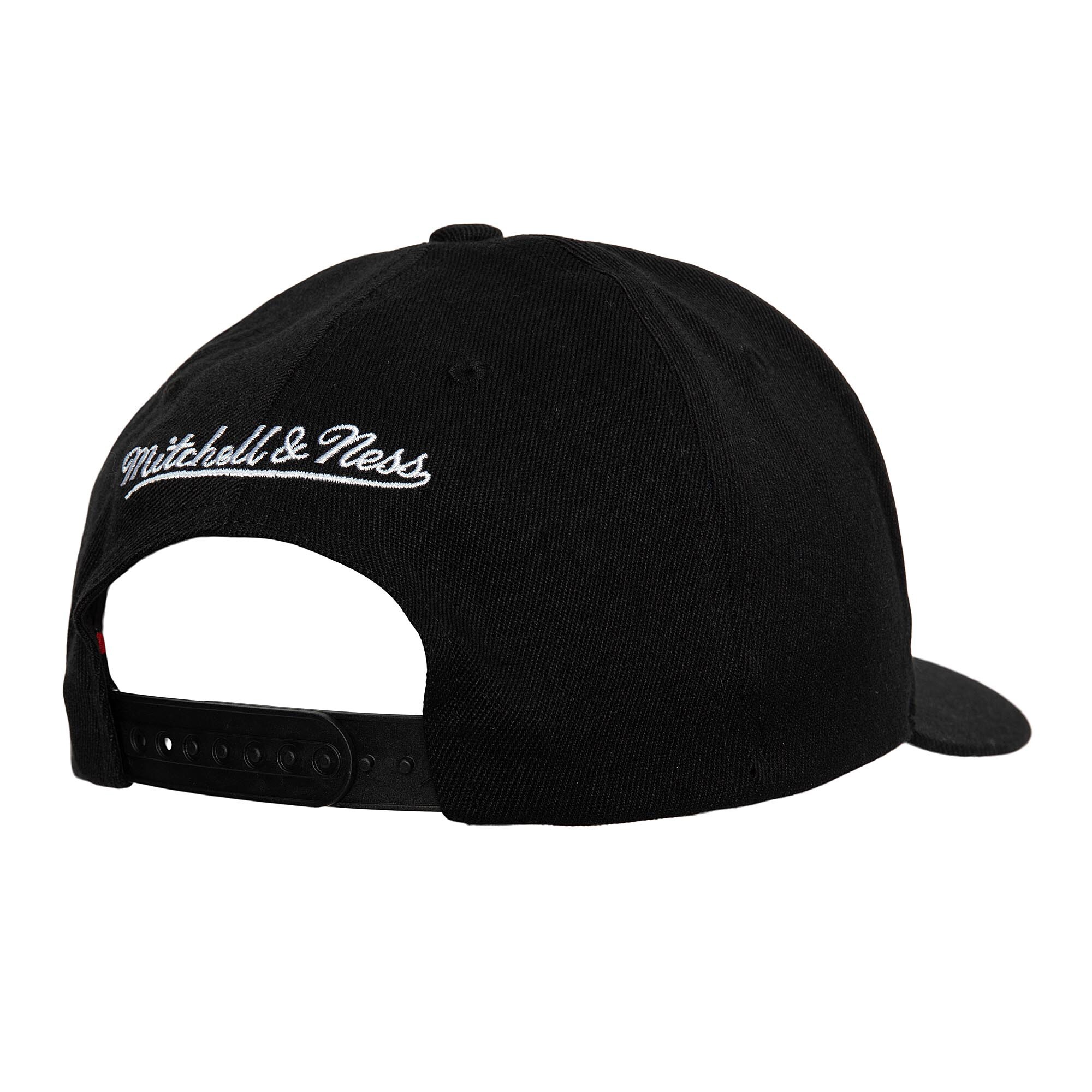 NBA men8217s chicago bulls mitchell amp ness black mvp team script 2.0 stretch-snapback hat Collection - Official Jerseys & Hats | NBA Store