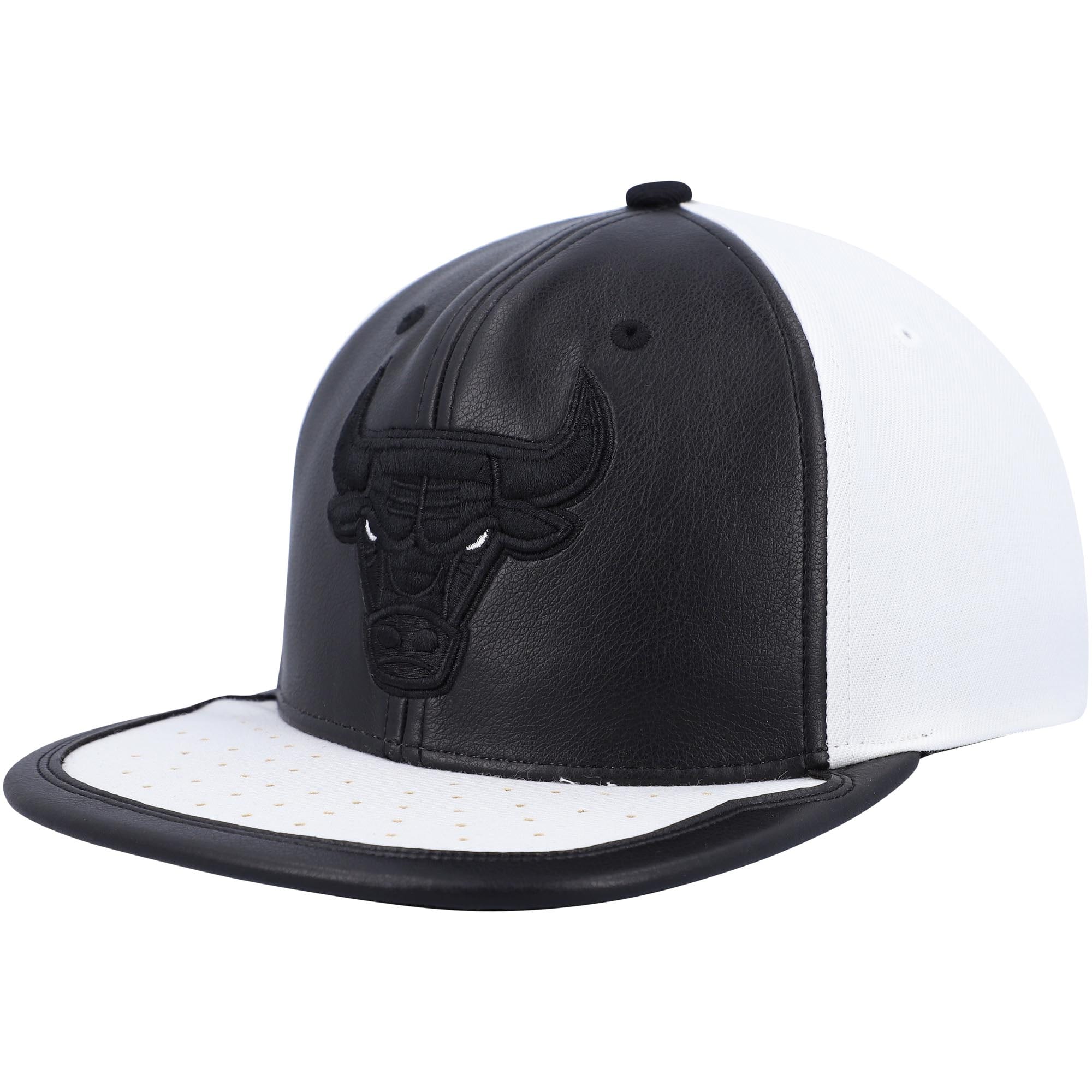 NBA men8217s chicago bulls mitchell amp ness blackwhite nba day one snapback hat Collection - Official Jerseys & Hats | NBA Store