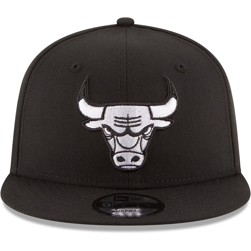 NBA men8217s chicago bulls new era black black amp white logo 9fifty adjustable snapback hat Collection - Official Jerseys & Hats | NBA Store